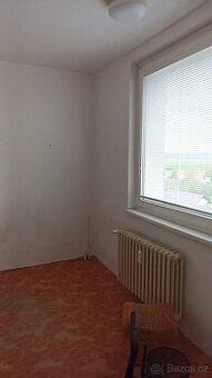 Dlouhodobý pronájem 4+1 s lodžií Jičín