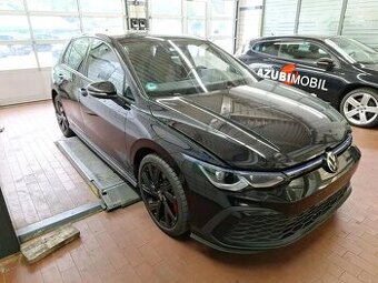 Volkswagen Golf GTE 1,4 TSI 180kw,panorama,kamera.matrix