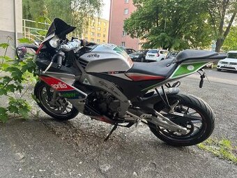 Aprilia rs4 125