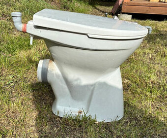 WC stojící zadní odpad