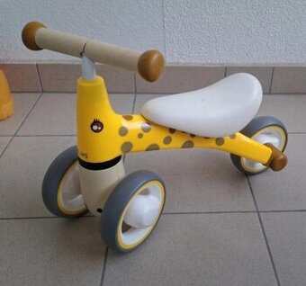 Odrážedlo FisherPrice a EcoToys
