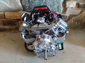 Dvouválcový motor Briggs Stratton Intek 7220 22 HP - 1