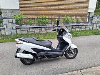 Suzuki Burgman 125