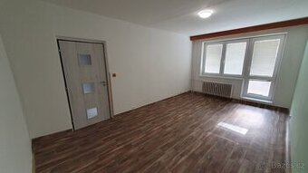 Pronájem bytu 1+1 37,5 m2 s velkou loggií+sklep; OV-Poruba