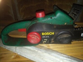 Řetězová pila Bosch Ake 30S