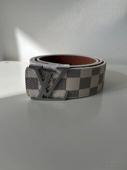 Louis Vuitton pásek bílý