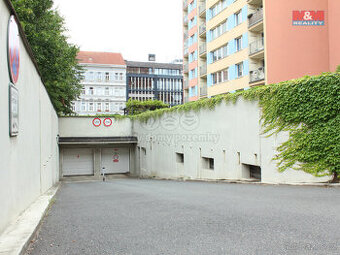 Pronájem garážového stání, 16 m², Praha, ul. Dělnická
