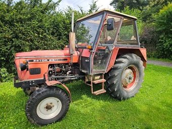 Traktor zetor 6911