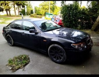 BMW 745i, r.v.2004, cerna metal, plna vybava