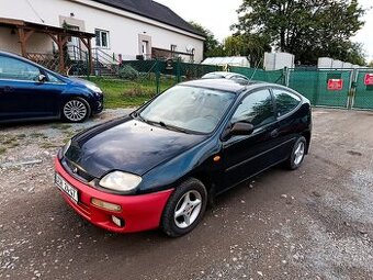 Mazda 323 C - 1