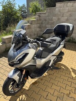 Honda ADV 350