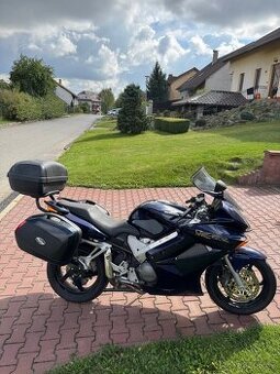 Honda VFR800 - Sleva
