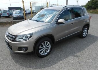 Volkswagen Tiguan 2,0 TDI 103 kW 4 x 4 Serviska nafta