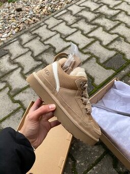 UGG Lowmel Sand, velikosti 37/38/39/40