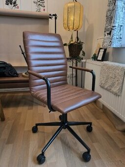 Kancelářská židle koňaková