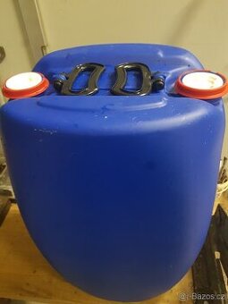 Plastový kanystr na vodu a nebo naftu Cca 50L