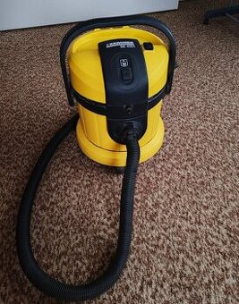 Vysavač a tepovač Karcher 4001