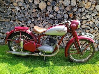 Jawa Pérák 250 po GO motoru s doklady 1951