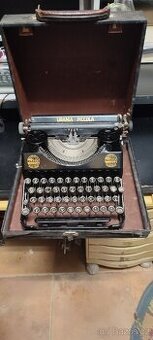 Psací stroj