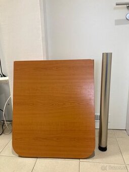 Kancelářský stůl