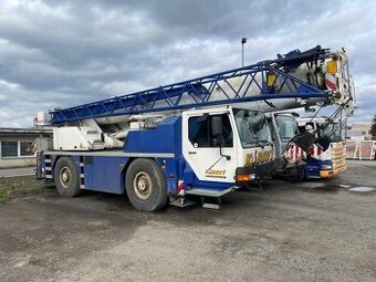 Autojeřáb Liebherr LTM 1030