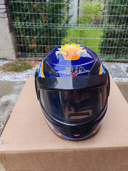 Prodám  dětskou helmu