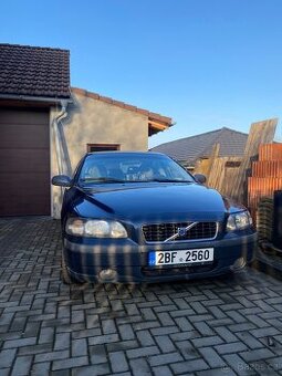 Volvo S60 2,5T awd 154kw LPG