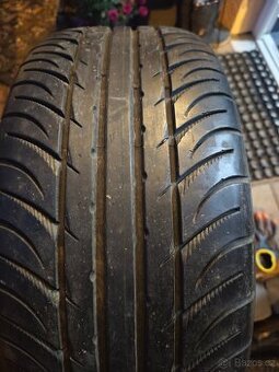 4x 235/55 r17