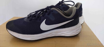 Dětské běžecké boty NIKE 36 EU