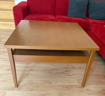 Konferenční stolek masiv 80x80cm