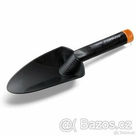 Lopatka Fiskars 137000 - 1