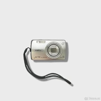 OLYMPUS mju 740 digital camera - 1