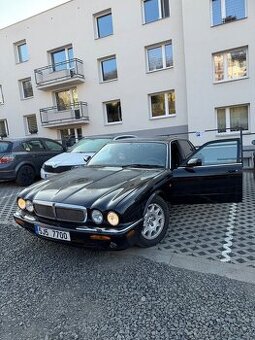 Jaguar xj8 3.2 V8