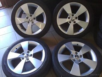 alu kola skoda 5x112 r17 original octavia 225/45/17