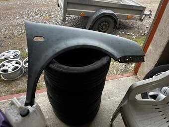 Pravý blatník VW Golf 4