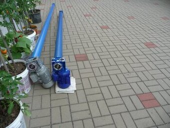 Prodám šnekový dopravník na uhlí - pelety ke kotlu