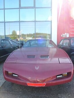 PONTIAC FIREBIRD