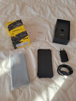 Rychlý odolný telefon Ulefone Armor X5 Pro 2023