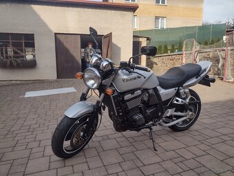 Kawasaki zrx 1100