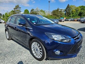 FORD FOCUS 1.6i 92KW KOMBI 2011 141TKM TITANIUM