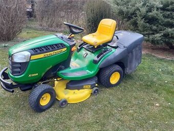 John Deere X 155 R - zahradní traktor