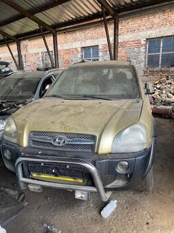 Náhradní díly Hyundai Tucson 4 krát 4,r.v2005