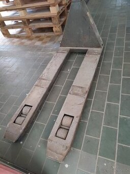 Paletový vozík - 1
