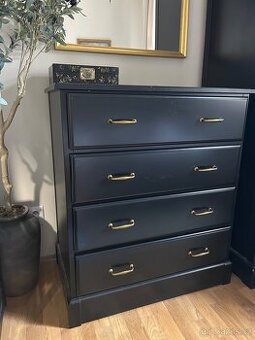 Ikea Undredal komoda