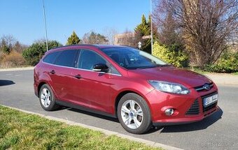 Ford Focus 3 combi 1.0 benzín 92kW, Champions League