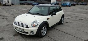 MINI COOPER R56 1,6L 2009 1.majitel 130t.km najeto Panorama
