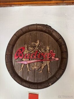 Budvar na zed - viko sudu