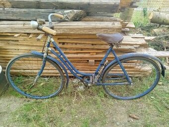 Historické staré kolo velociped dámské zachovalé