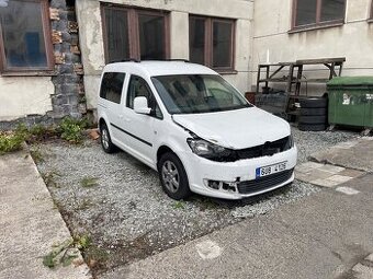 VW Caddy 1.6 TDI, 75kw, 2011, po bouracce