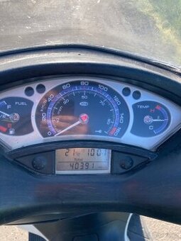 Skútr Yamaha xmax 250